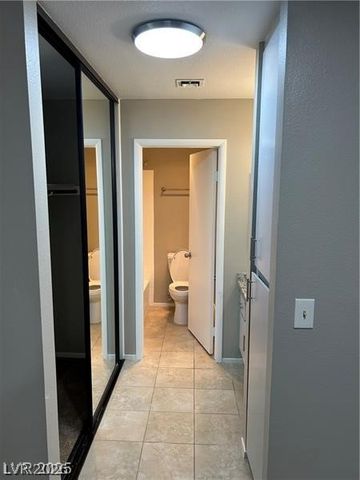 4805 Nara Vista Way 201, Las Vegas, NV 89103