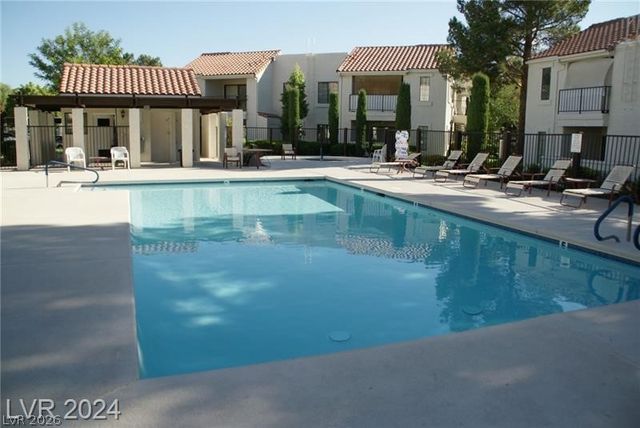 4805 Nara Vista Way 201, Las Vegas, NV 89103