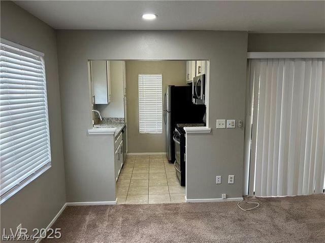 4805 Nara Vista Way 201, Las Vegas, NV 89103