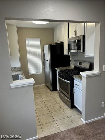 4805 Nara Vista Way 201, Las Vegas, NV 89103