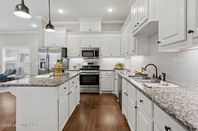 125 Western Ridge Circle, Canton, MS 39046