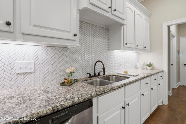 125 Western Ridge Circle, Canton, MS 39046