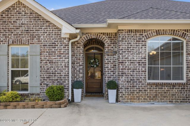 125 Western Ridge Circle, Canton, MS 39046