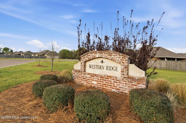 125 Western Ridge Circle, Canton, MS 39046