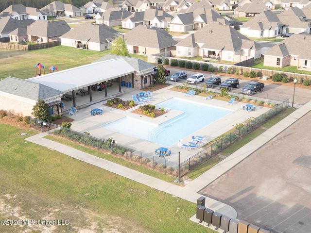 125 Western Ridge Circle, Canton, MS 39046