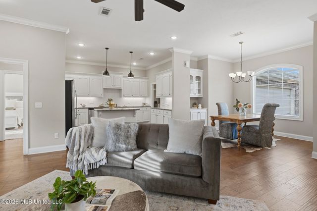 125 Western Ridge Circle, Canton, MS 39046