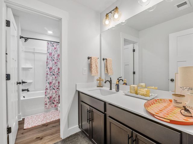 303 Eskdale Road, Simpsonville, SC 29681