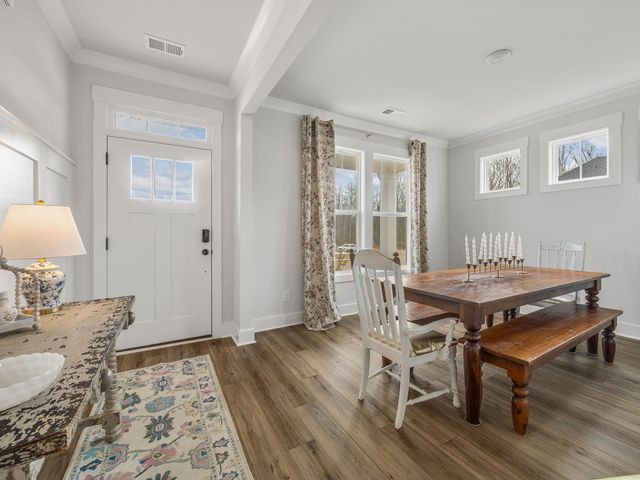 303 Eskdale Road, Simpsonville, SC 29681