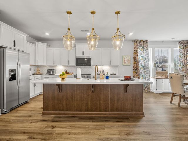 303 Eskdale Road, Simpsonville, SC 29681