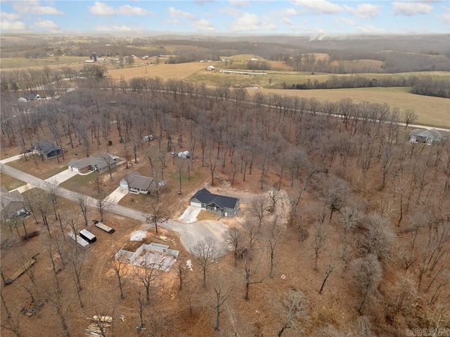 6135 Oak Leaf Drive, Harrison, AR 72601