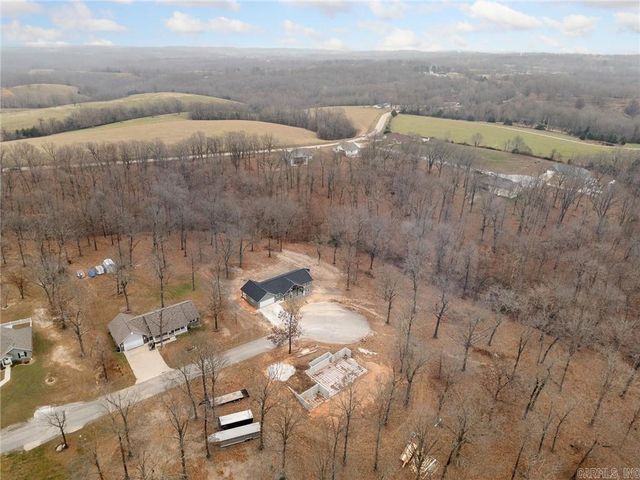 6135 Oak Leaf Drive, Harrison, AR 72601