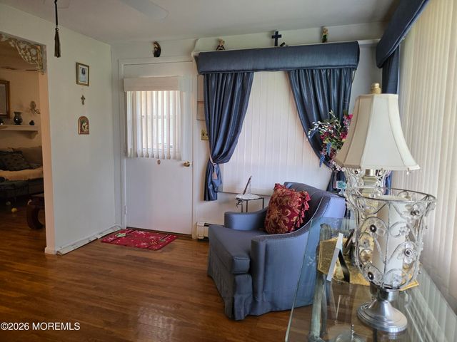 5 West Lake Drive A, Manchester, NJ 08759