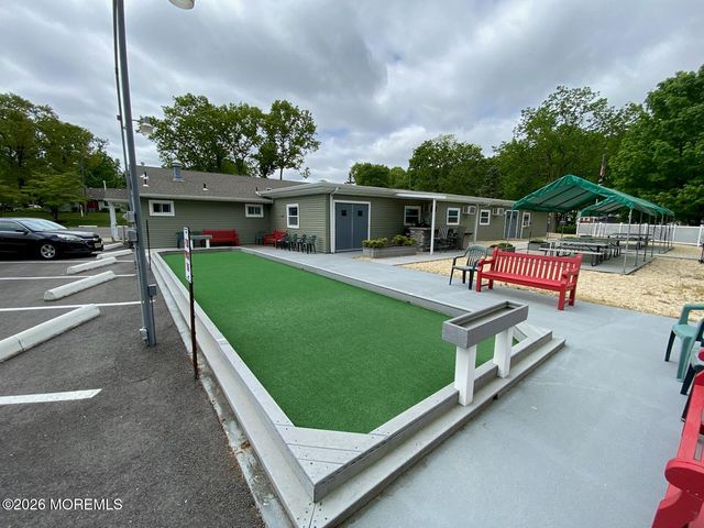 5 West Lake Drive A, Manchester, NJ 08759