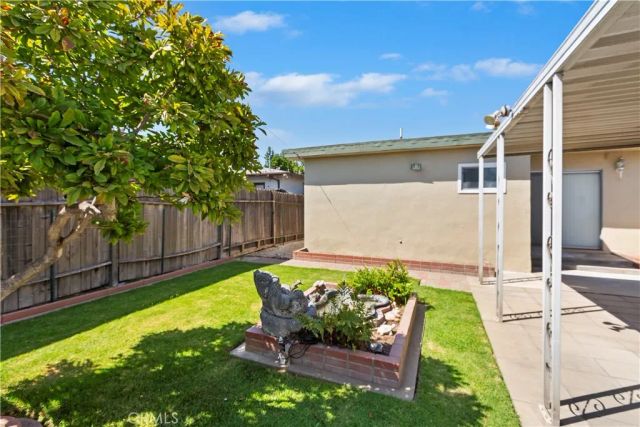 12125 Maryvine, El Monte, CA 91732