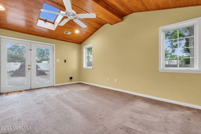 96 Yellowbank Road, Toms River, NJ 08753