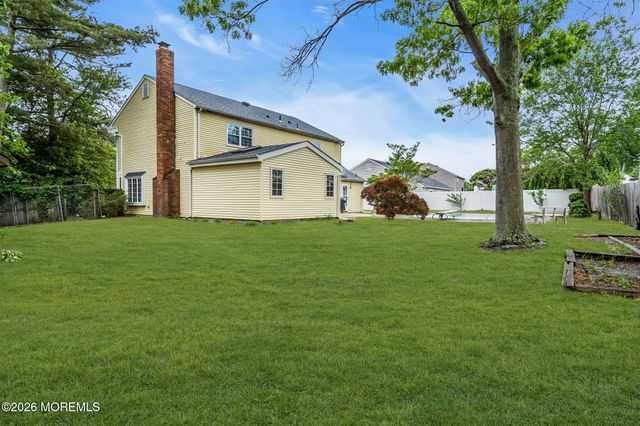 96 Yellowbank Road, Toms River, NJ 08753