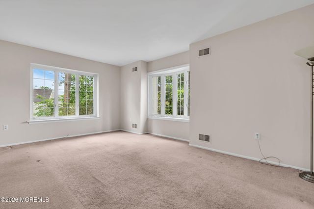 96 Yellowbank Road, Toms River, NJ 08753
