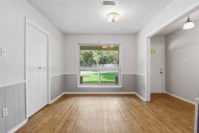 1323 Hemphill Drive, Cleburne, TX 76033