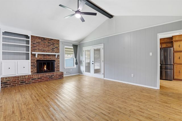 1323 Hemphill Drive, Cleburne, TX 76033