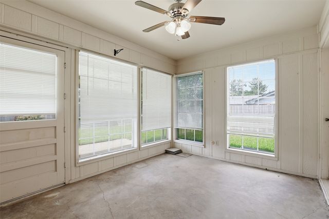 1323 Hemphill Drive, Cleburne, TX 76033