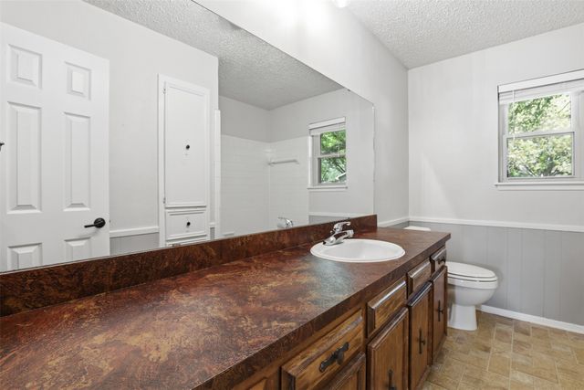 1323 Hemphill Drive, Cleburne, TX 76033
