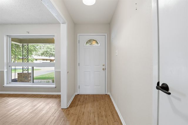 1323 Hemphill Drive, Cleburne, TX 76033