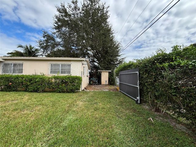 17311 NW 24, Miami Gardens, FL 33056