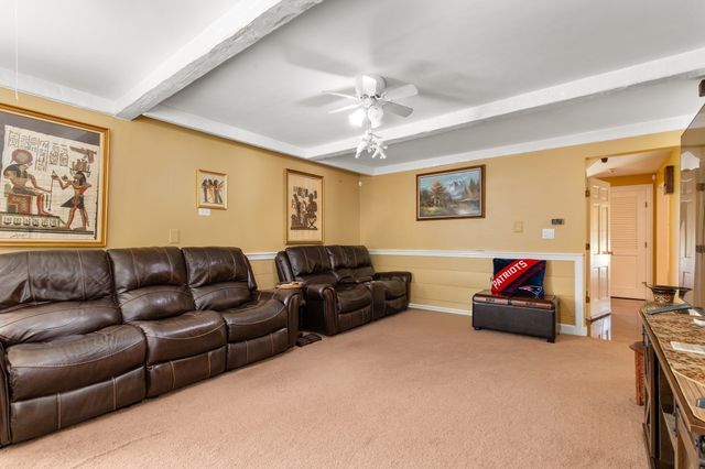 159 Braemoor Rd, Brockton, MA 02301