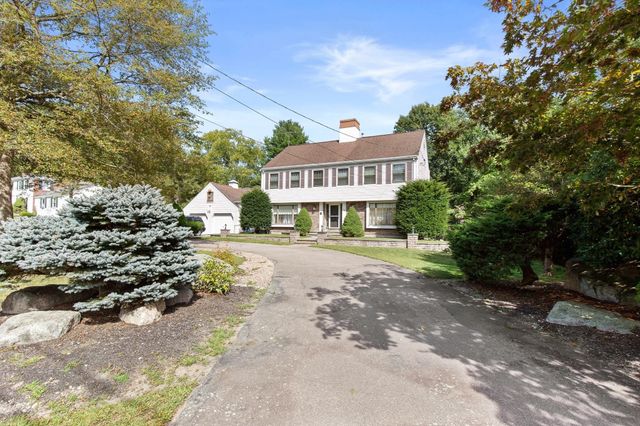 159 Braemoor Rd, Brockton, MA 02301