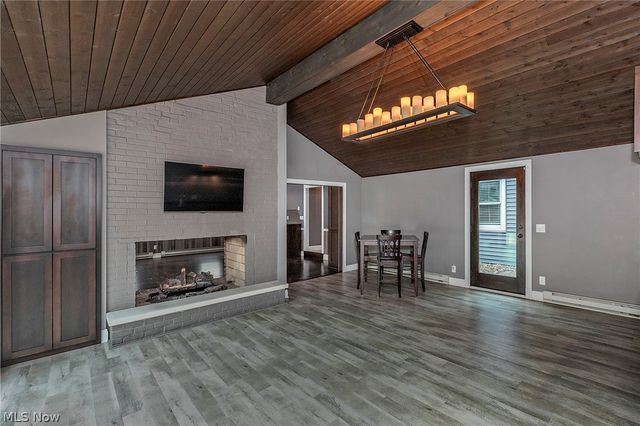 1 Deerfield Drive, Chagrin Falls, OH 44022