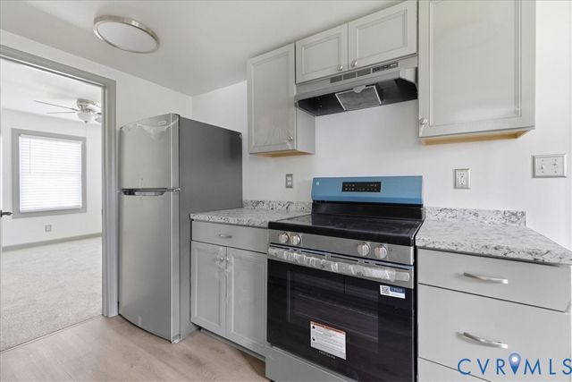 3208 Granby St, Hopewell, VA 23860
