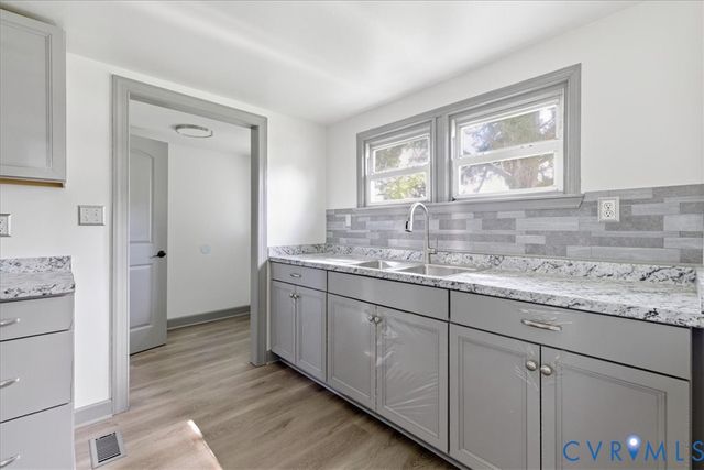 3208 Granby St, Hopewell, VA 23860