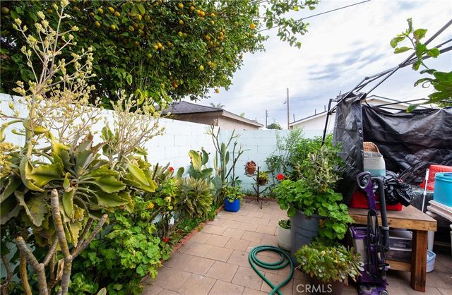 13450 Merkel, Paramount, CA 90723