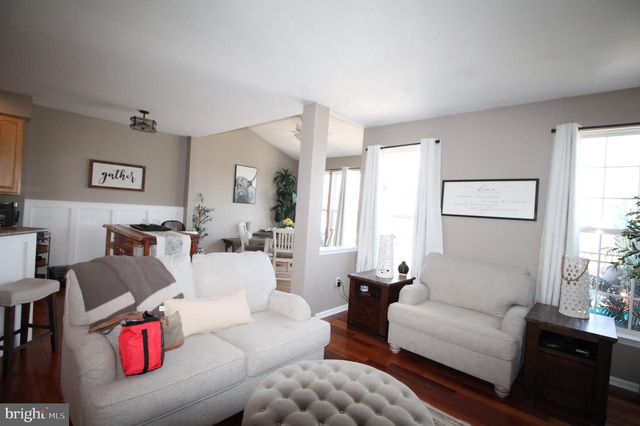 416 KILGRASS TER, Avondale, PA 19311