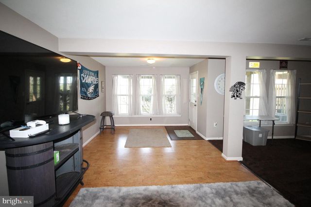 416 KILGRASS TER, Avondale, PA 19311
