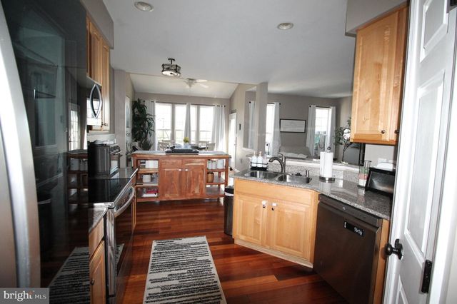 416 KILGRASS TER, Avondale, PA 19311