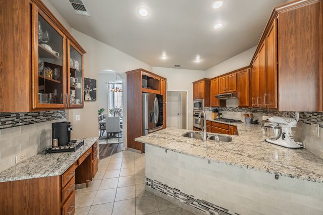 4501 Rockcliff Drive, Mesquite, TX 75150
