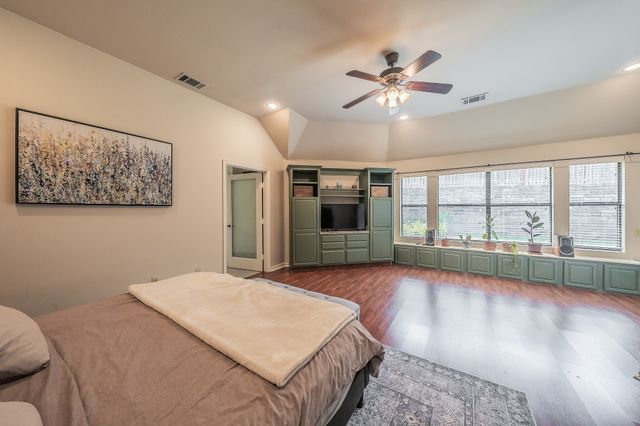 4501 Rockcliff Drive, Mesquite, TX 75150