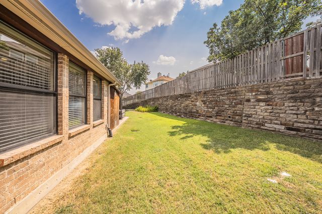 4501 Rockcliff Drive, Mesquite, TX 75150
