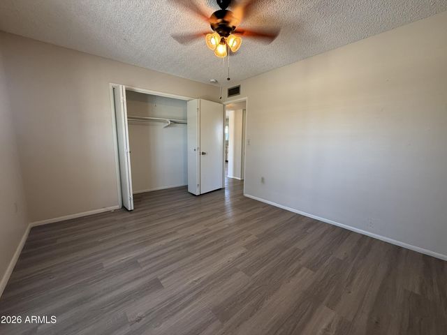 10346 W MOUNTAIN VIEW Road, Sun City, AZ 85351