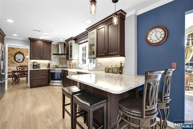 1 Sylvan Court, Pequannock Township, NJ 07444
