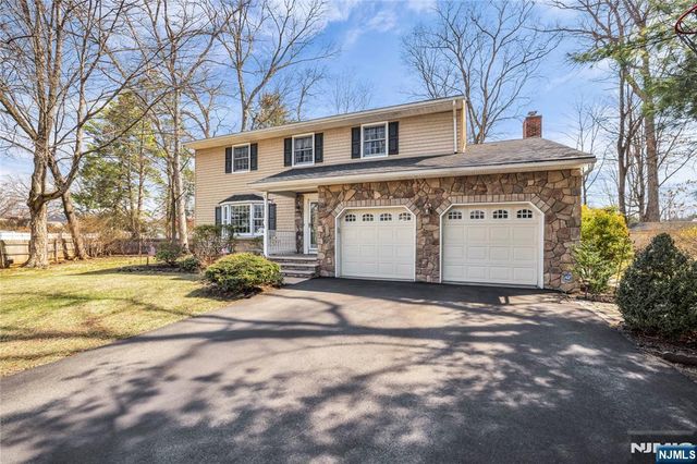 1 Sylvan Court, Pequannock Township, NJ 07444
