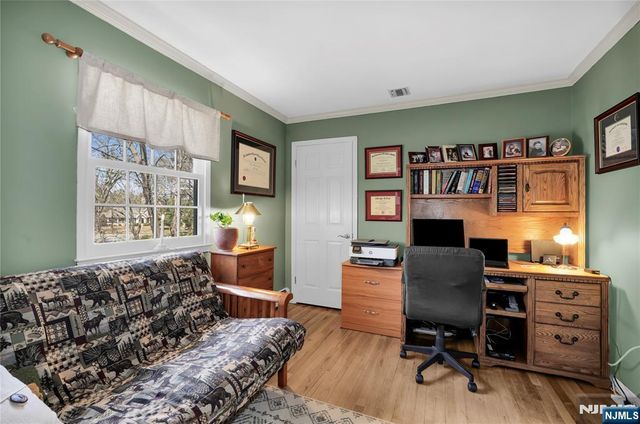 1 Sylvan Court, Pequannock Township, NJ 07444