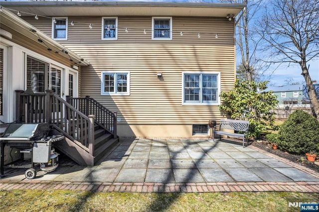 1 Sylvan Court, Pequannock Township, NJ 07444