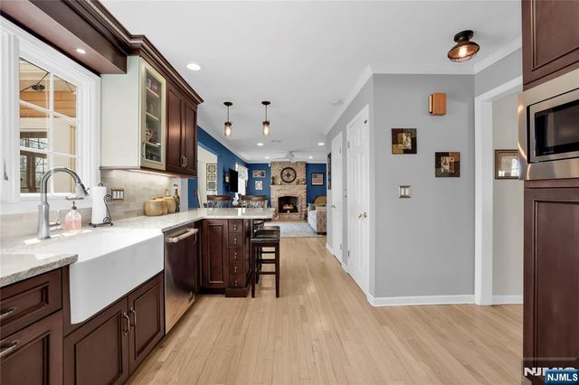 1 Sylvan Court, Pequannock Township, NJ 07444