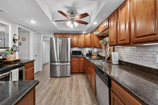 2711 BELLWOOD DRIVE, Brandon, FL 33511