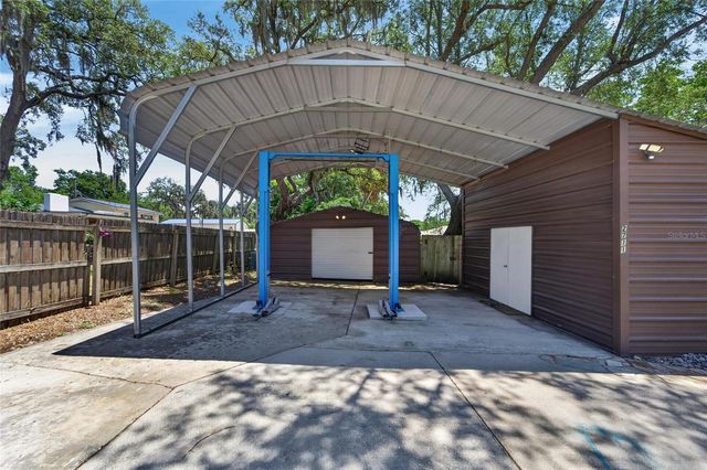 2711 BELLWOOD DRIVE, Brandon, FL 33511