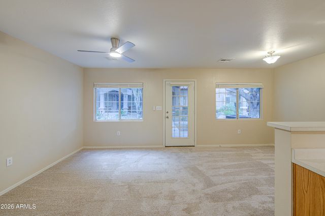 125 S 56TH Street 132, Mesa, AZ 85206