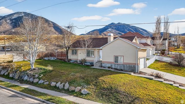 828 E VINE ST, Tooele, UT 84074
