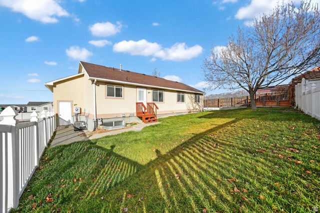 828 E VINE ST, Tooele, UT 84074